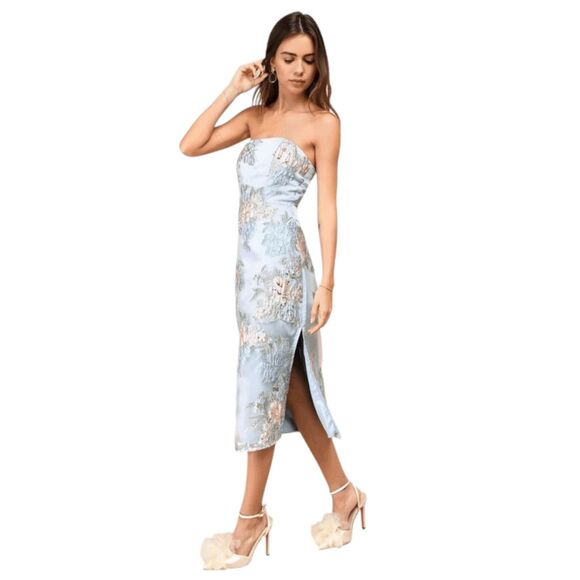 Lulus Dresses & Skirts - Lulus Strapless Blue Cocktail Dress NWT Size Medium Blue Wedding Guest Dress